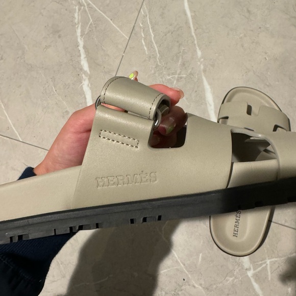 Hermes Chypre Sandals - Picture 2 of 4